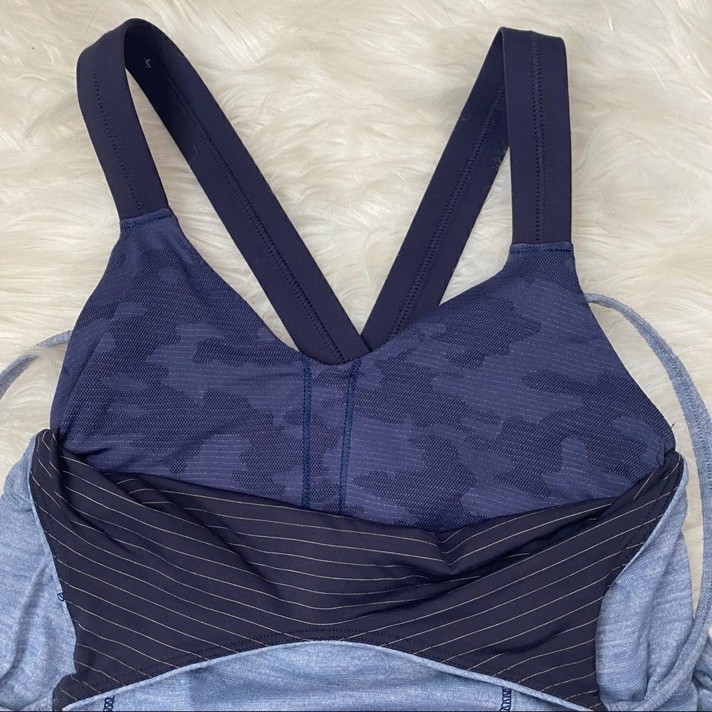 Lululemon Run For Gold Tank - Picture 9 of 14